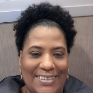 Meet your Posher, Ramona